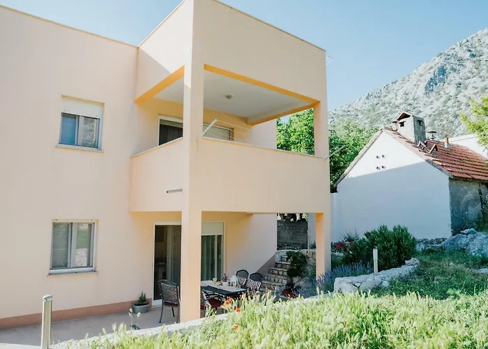 Apartments Brelezza